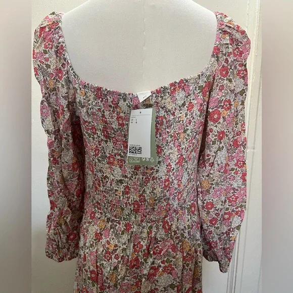 NWT H&M Floral Midi Pink Dress Sweetheart Neckline and Puff Sleeve Size L - Picture 5 of 8